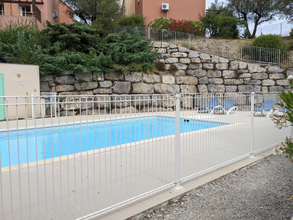 Maisonnette Dans Domaine Avec Piscine A Nyons, Pays Des Olives Eksteriør bilde